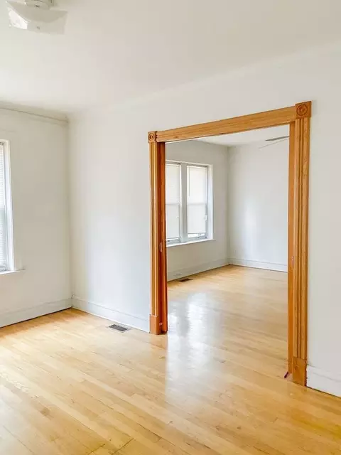 5032 N Wolcott Ave, Chicago, IL 60640