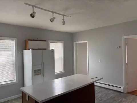 186 Broad St, Marlborough, MA 01752