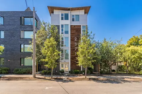 2371 Franklin Ave E, Seattle, WA 98102