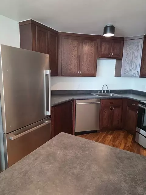 800 Queen Anne Ave N, Seattle, WA 98109