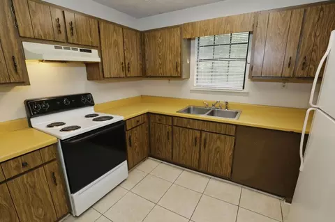 410 Madison Ave NW, Jacksonville, AL 36265