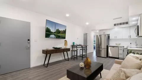 4419 Ludlow St, Philadelphia, PA 19104