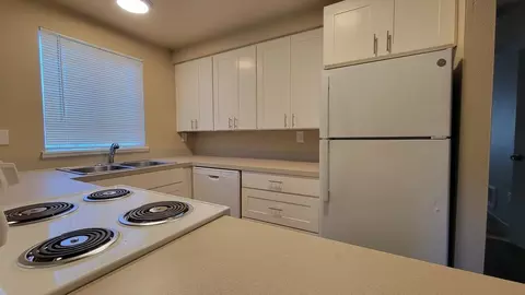 611 W Casino Rd, Everett, WA 98204 photo 7
