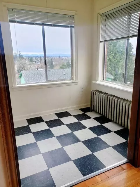 8008 Greenwood Ave N, Seattle, WA 98103 photo 8