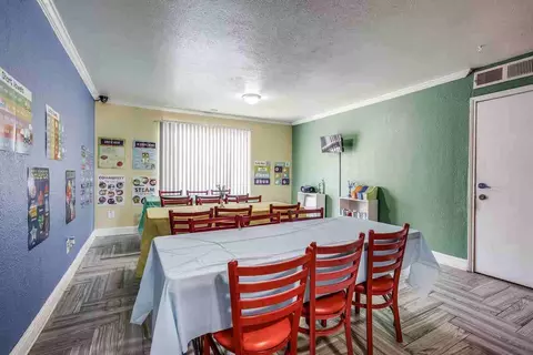 808 E Sanford St, Arlington, TX 76011 photo 11