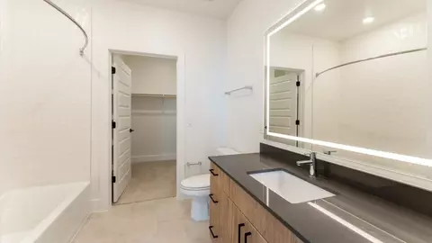 17727 Addison Rd, Dallas, TX 75287 photo 23