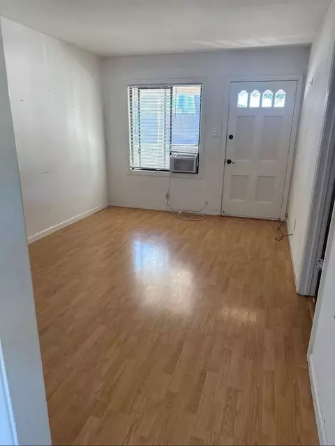 205 N Bayview Ave, Sunnyvale, CA 94086 photo 2