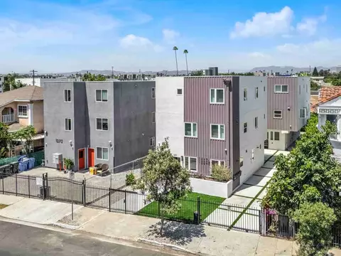 1269 W 36th St, Los Angeles, CA 90007