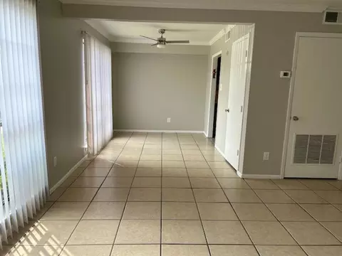 250 Cypress Ln, Greenville, MS 38701