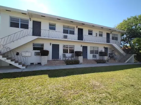 215 Menores Ave, Coral Gables, FL 33134