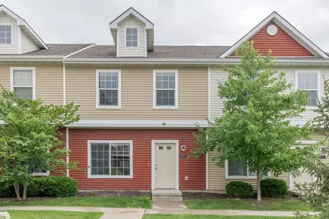 6813 Jack London Dr, Johnston, IA 50131