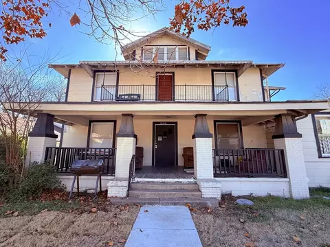 3100 Avenue G, Fort Worth, TX 76105