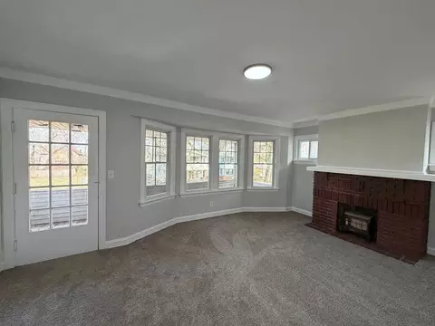 14102 Glenside Rd, Cleveland, OH 44110