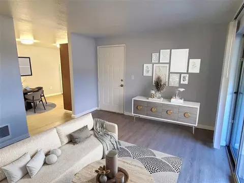 400 S 152nd St, Burien, WA 98148