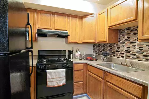 4412 Laplata Ave, Baltimore, MD 21211 photo 5