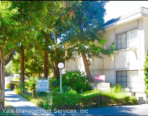 5245 Chesebro Rd, Agoura Hills, CA 91301