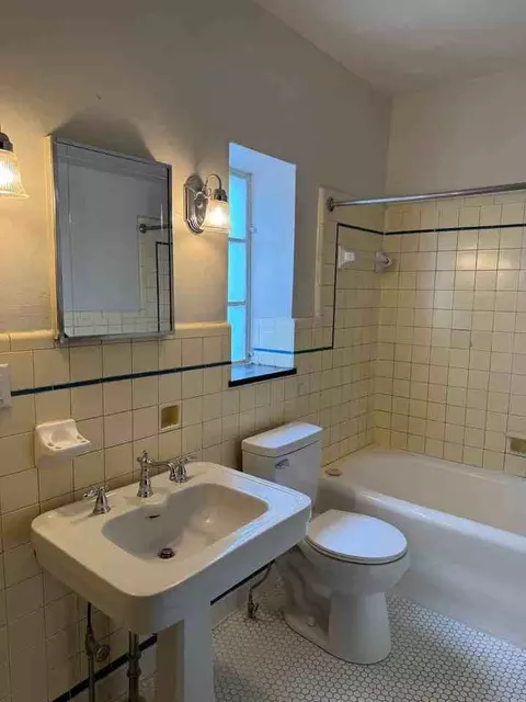2552 Madison Rd, Cincinnati, OH 45208 photo 32