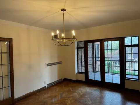 2552 Madison Rd, Cincinnati, OH 45208 photo 8
