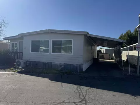 34480 County Line Rd, Yucaipa, CA 92399