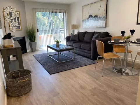 6205 Woodman Ave, Los Angeles, CA 91401