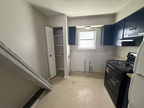 5452 New Cut Rd, Louisville, KY 40214