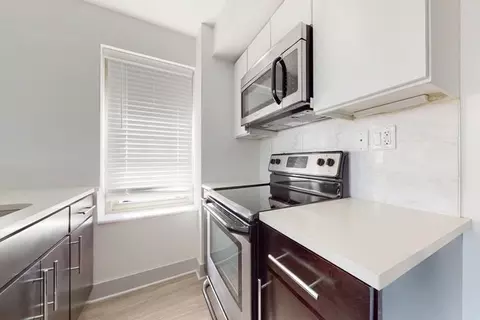 18 S Kingshighway Blvd, Saint Louis, MO 63108