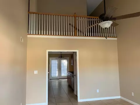 107 Nancy Dr, Shepherdsville, KY 40165