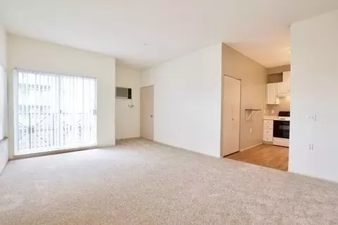3230 Eastlake Ave E, Seattle, WA 98102