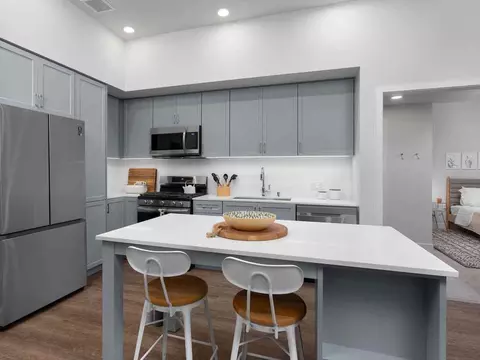 185 S State College Blvd, Brea, CA 92821 photo 3