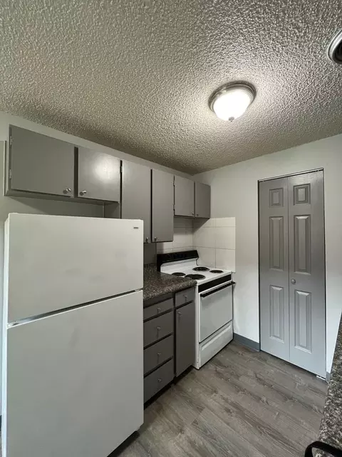 203 SE 162nd Ave, Portland, OR 97233