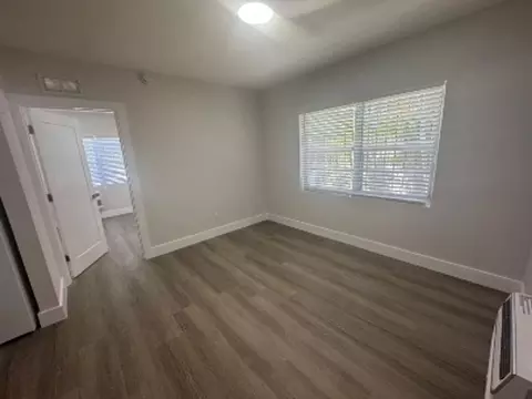 140 SW 21st Ave, Miami, FL 33135