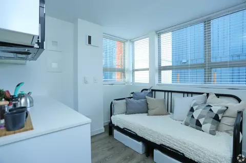 829 NE 67th St, Seattle, WA 98115 photo 5