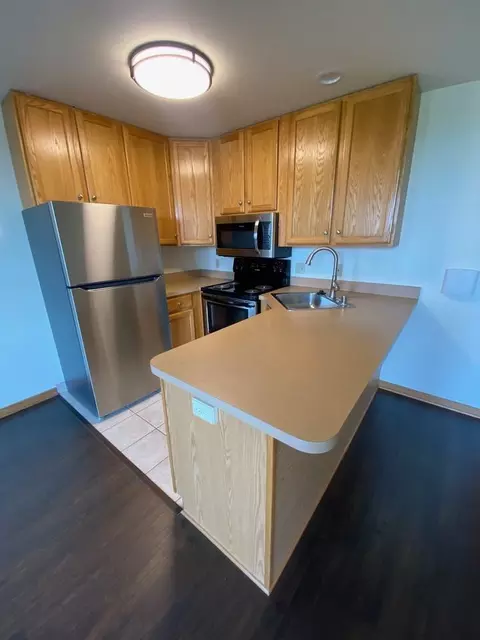 21 N Butler St, Madison, WI 53703