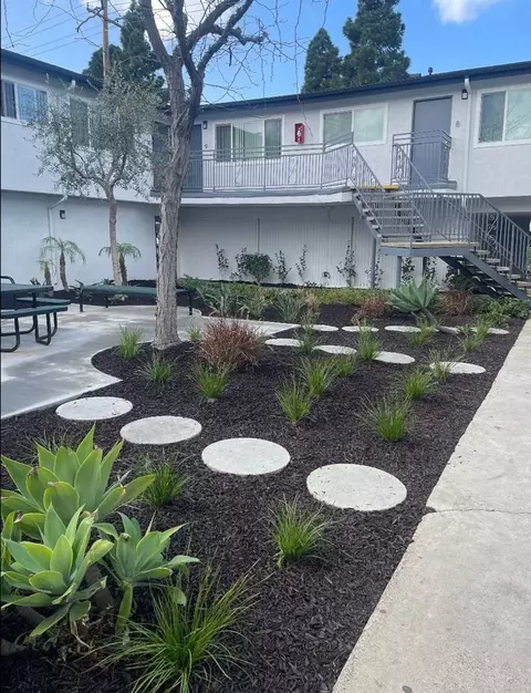 2810 2820 Huntington St 312 - 324 Clay Ave, Huntington Beach, CA 92648