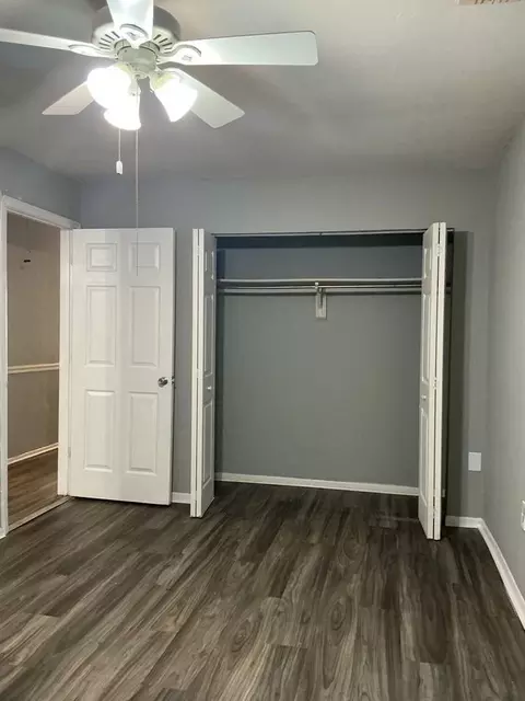 921 SW 62nd Ter, Gainesville, FL 32607
