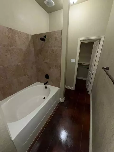 623 Ferrara Cir, Temple, TX 76502 photo 4