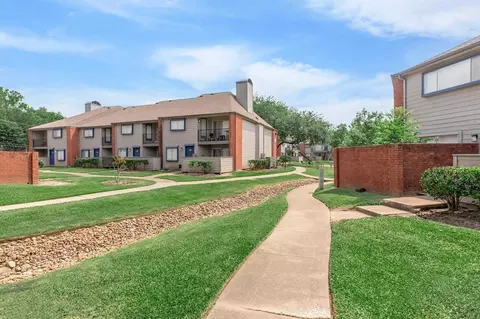 16460 Galveston Rd, Webster, TX 77598 photo 9