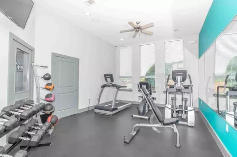 16460 Galveston Rd, Webster, TX 77598 photo 5
