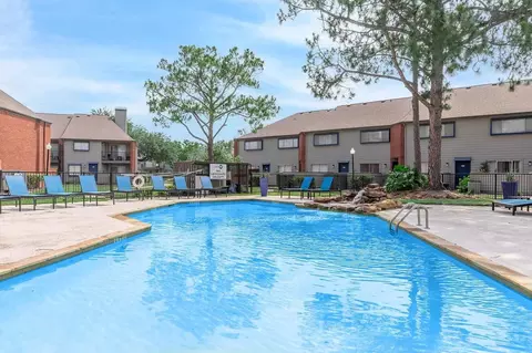 16460 Galveston Rd, Webster, TX 77598 photo 3