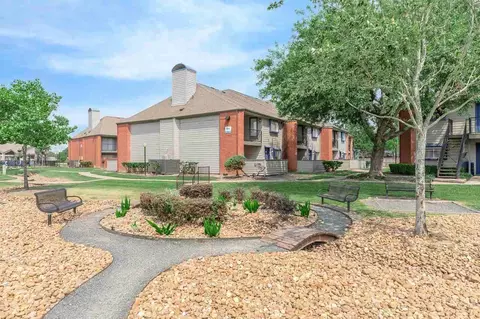16460 Galveston Rd, Webster, TX 77598 photo 2