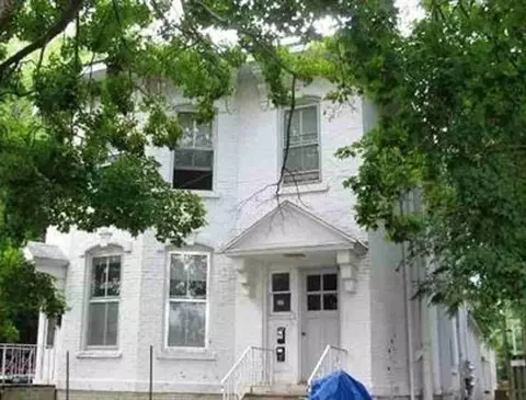 307 W Elm St, Urbana, IL 61801