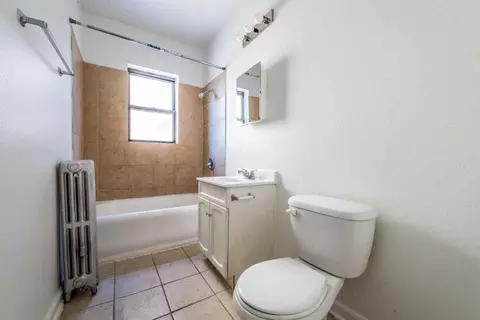 1748 E 71st Pl, Chicago, IL 60649 photo 8