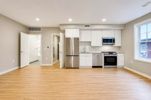 2210 Wisconsin Ave NW, Washington, DC 20007