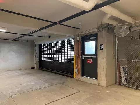 2210 Wisconsin Ave NW, Washington, DC 20007 photo 48