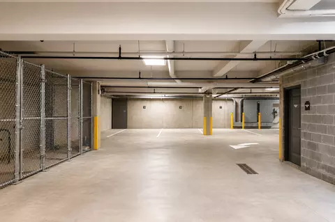 2210 Wisconsin Ave NW, Washington, DC 20007 photo 23