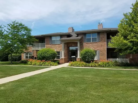 2219 Teakwood Cir, Highland, IN 46322