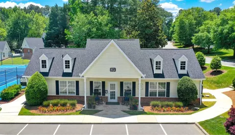 8924 Langwood Dr, Raleigh, NC 27613 photo 5