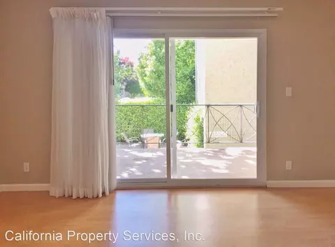 1010 Noel Dr, Menlo Park, CA 94025