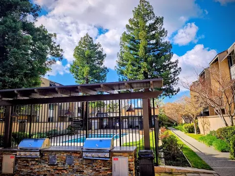 111 Cleaveland Rd, Pleasant Hill, CA 94523