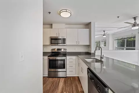 11200 NE 11th St, Bellevue, WA 98004 photo 7